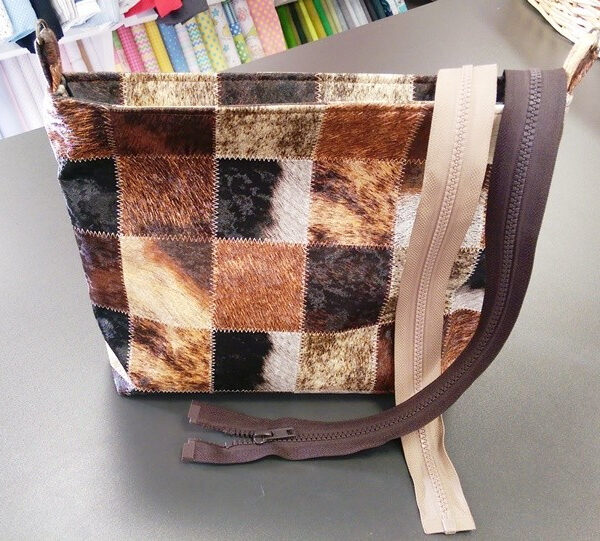 CREMALLERA DE NYLON CON SEPARADOR REF:9686