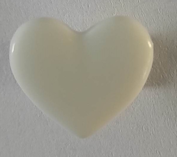 BOTÓN CORAZÓN BLANCO 150057