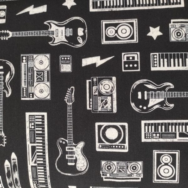 TELA CON INSTRUMENTOS MUSICALES 0259