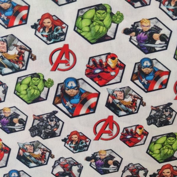 TELA SUPERHEROES MARVEL 0270